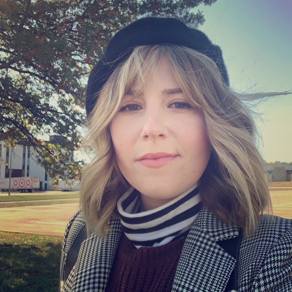 Meet your Posher, Crista
